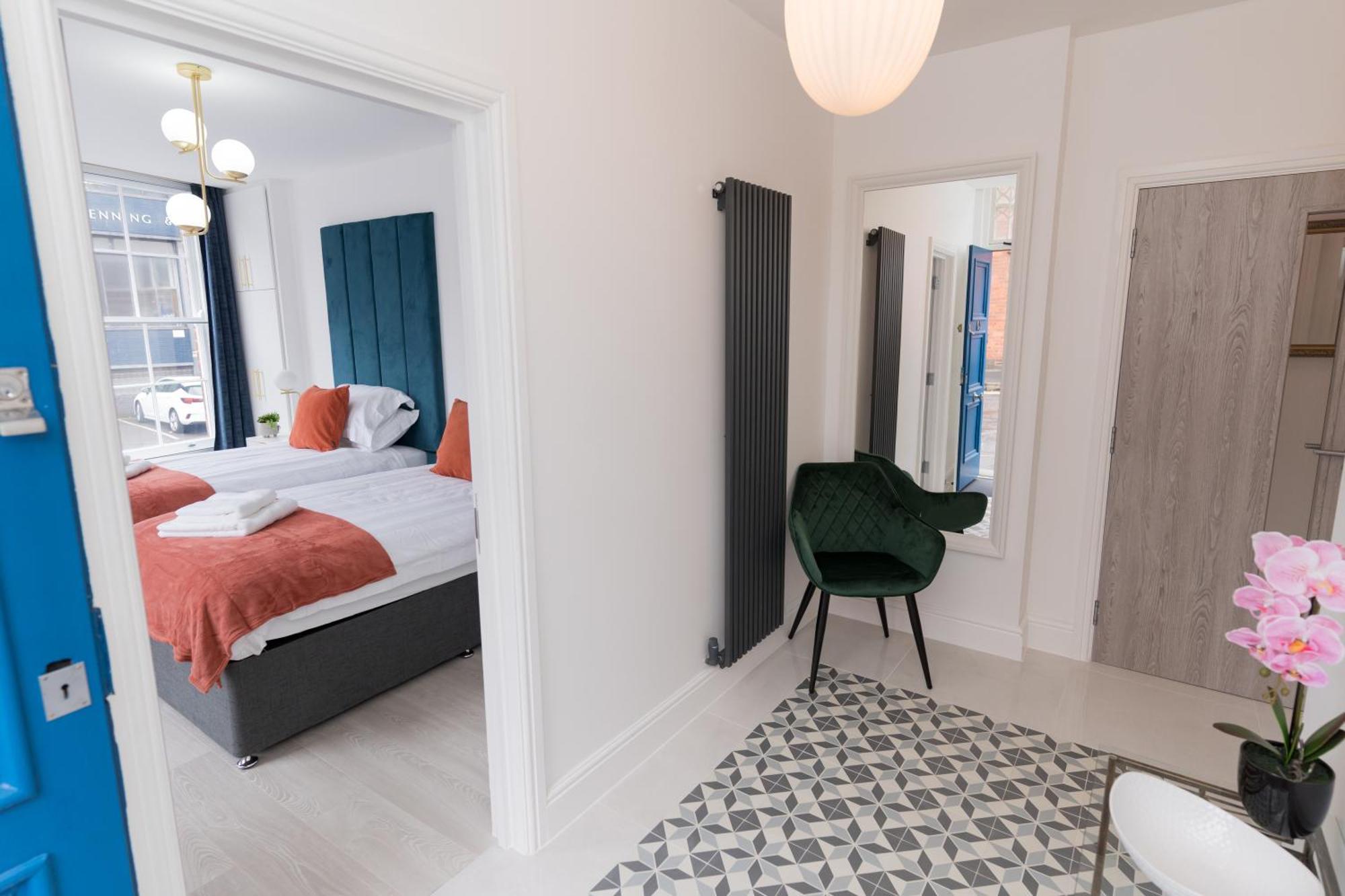 Luxurious 2 Bed Birmingham House Free Parking - Sleeps 6 Apartman Kültér fotó